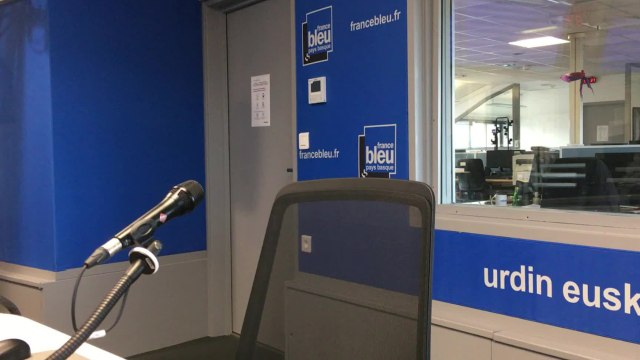 Gagnez un balai aspirateur Dyson V8 d'une valeur de 449€