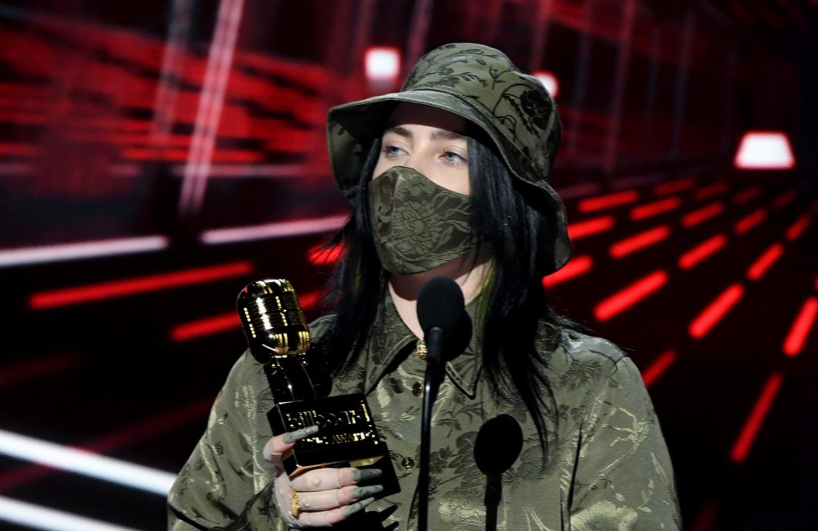 Billie Eilish kritisiert Body Shamers