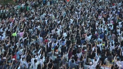 Miles de manifestantes desafían el estado de emergencia en Tailandia