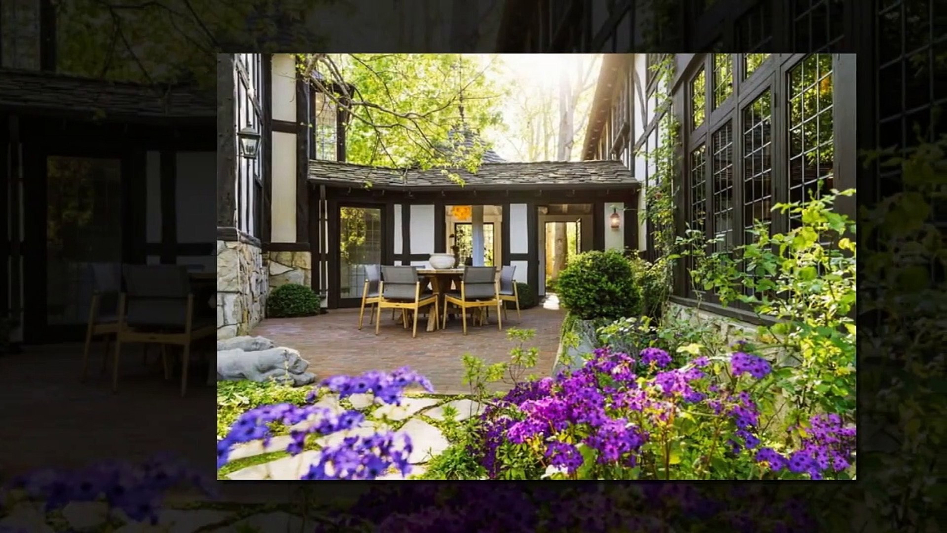 ⁣Ariana Grande Lifestyle,Boyfriend,Net Worth,Income,House,Cars,Bio-Hollywood Celebrity Lifestyle 2020