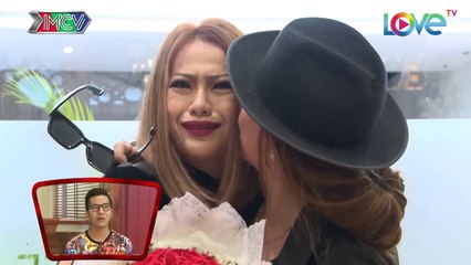 Mia bày tỏ GIỚI TÍNH LINH HOẠT trong VŨ ĐẠO của mình từng khiến mẹ LO LẮNG, bật khóc khi mẹ vào thăm