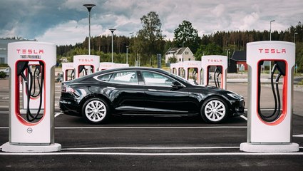 Jim Cramer Says Elon Musk Took Another Step to Becoming Henry Ford