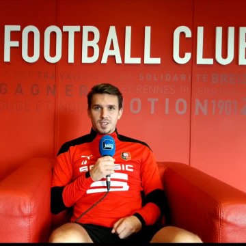 Interview avec Adrien HUNOU, attaquant du Stade Rennais