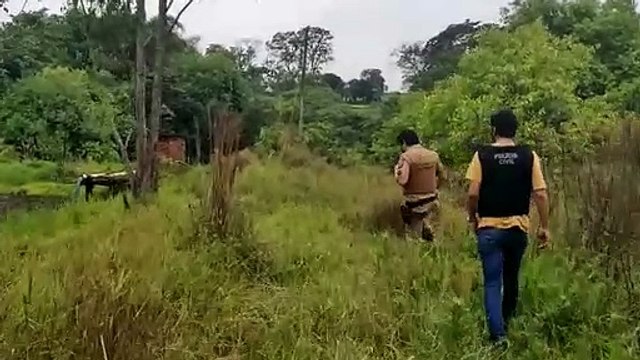 Corpo em adiantado estado de decomposição é encontrado boiando em lago