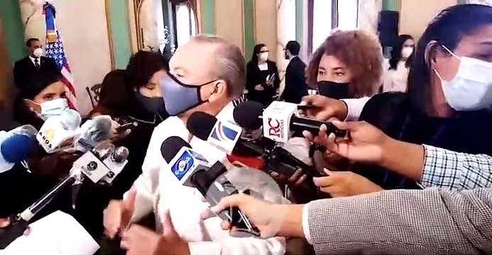 Rainieri dice esperan llegada de 92 vuelos a principio de noviembre por Punta Cana