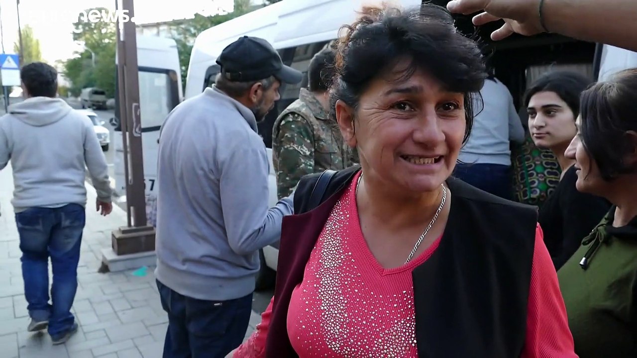 Berg-Karabach: In Stepanakert werden frische Gräber ausgehoben