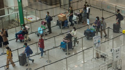 Hong Kong and Singapore Plan to Open a Travel Bubble