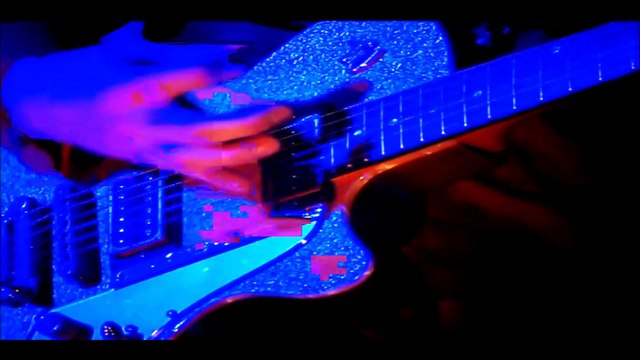 ZAZIE — UN POINT C'EST TOI | (ZAZIE - ZE LIVE !! — ZAZIE SQUATTE LE BATACLAN) — [ÉDITION COLLECTOR LIMITÉE]