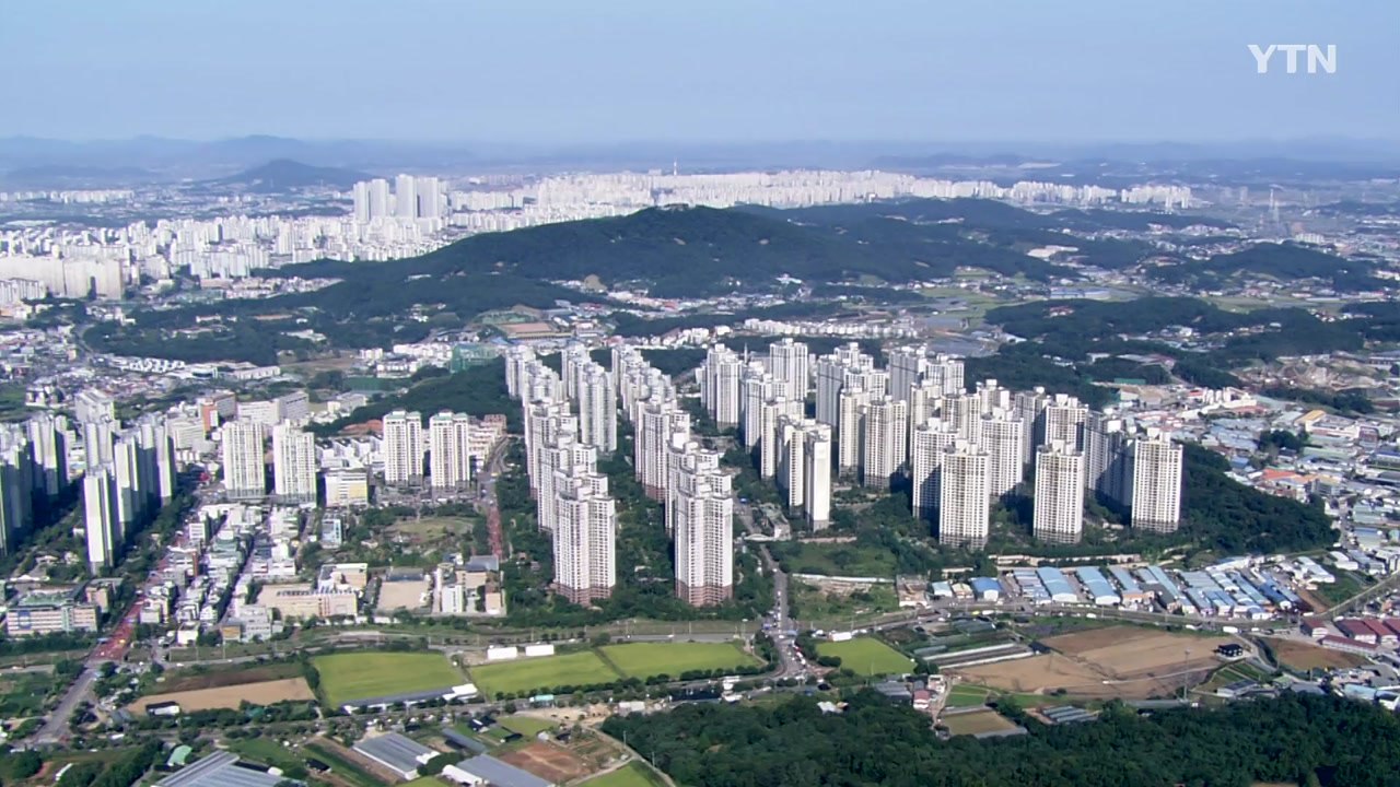 [앵커리포트] 반값 재산세·영아 집주인...국감 흔든 '집값 문제' / YTN