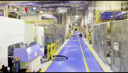 Pabrik Mobil Pekerjakan Anjing Robotik