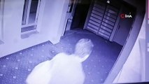 Camiden hırsızlık kamerada