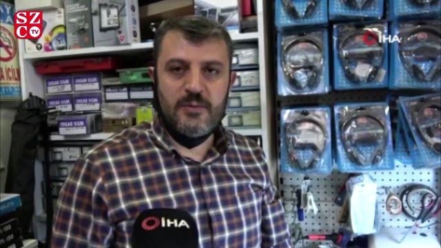 Şişen cep telefonu bataryası bomba gibi patladı