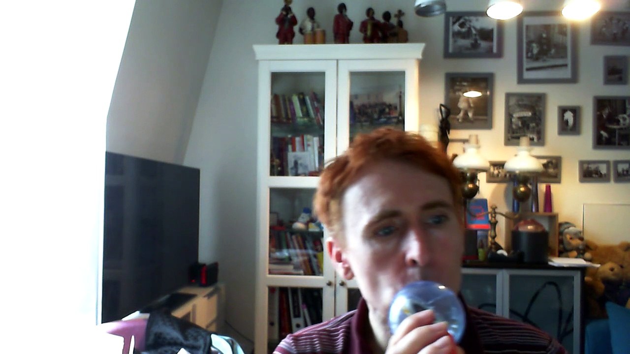 Wiwi égratigne "la chapelle au clair de lune"