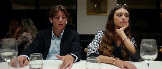 I PREDATORI Film Clip -Stai bene, nonna!