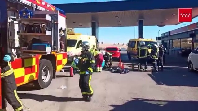 Muere un hombre arrollado por un coche mientras trabajaba en un arqueta de una gasolinera