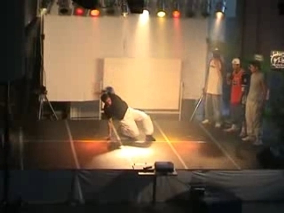 B-boys teush and flash 2008