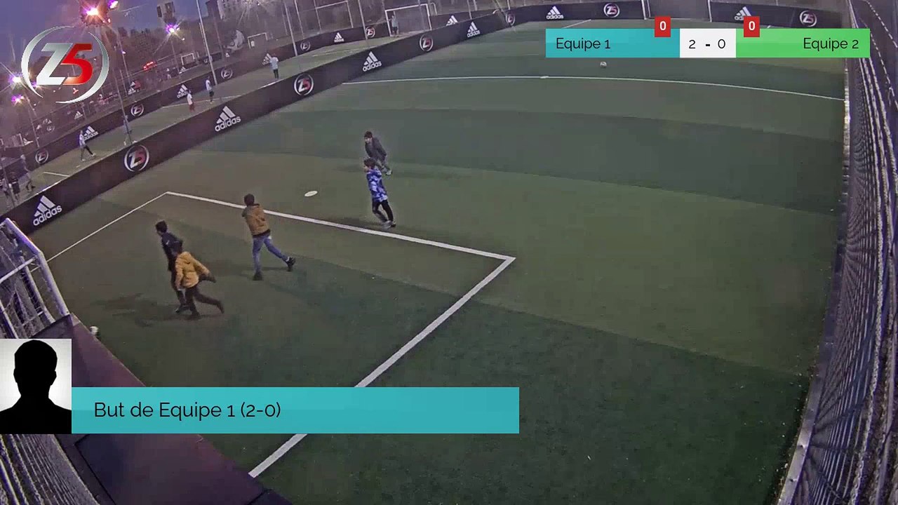 But de Equipe 1 (2-0)
