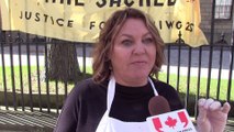 Mi'kmaq sell lobster from disputed fishery outside provincial legislature