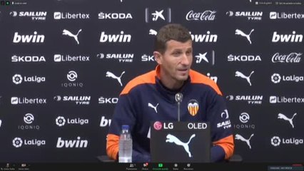 Gracia dice que ni se arrepiente ni se arrepentirá de firmar por el Valencia