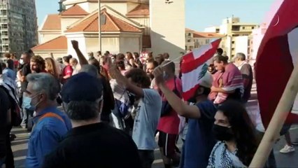 لبنان يحيي الذكرى الأولى لانطلاق تظاهرات غير مسبوقة مناهضة للسلطة