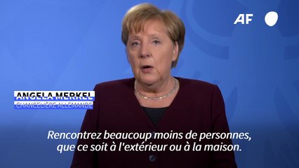 "Restez chez-vous": Merkel appelle les Allemands à éviter la propagation du virus