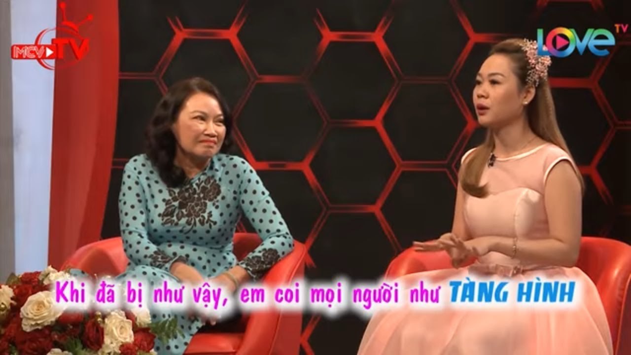 Nàng dâu bị mẹ chồng CHỦ TỊCH DẰN MẶT vì liên tục đăng hình chụp với trai trên Facebook