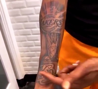 NBA - Snoop Dogg new tattoo, Lakers championship with Kobe Bryant tribute