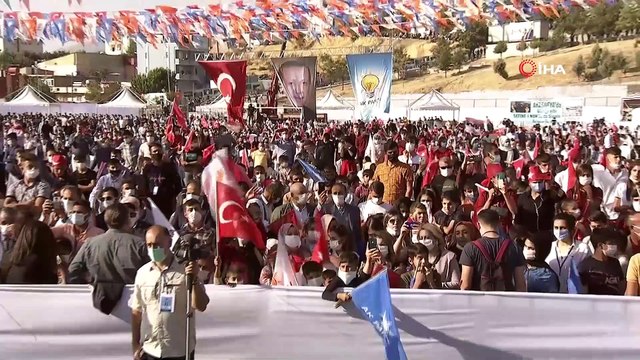 Cumhurbaşkanı Erdoğan: Şehirlerimize gidip milletimizle kucaklaşmadan, insanımızın gönül sıcaklığını hissetmeden siyaset yapıyorum diyenler sufleyi sizden değil başka yerlerden alıyor