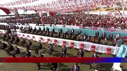 Cumhurbaşkanı Erdoğan: "Minsk Üçlüsü Erivan'ın yanında, silah desteği veriyor"
