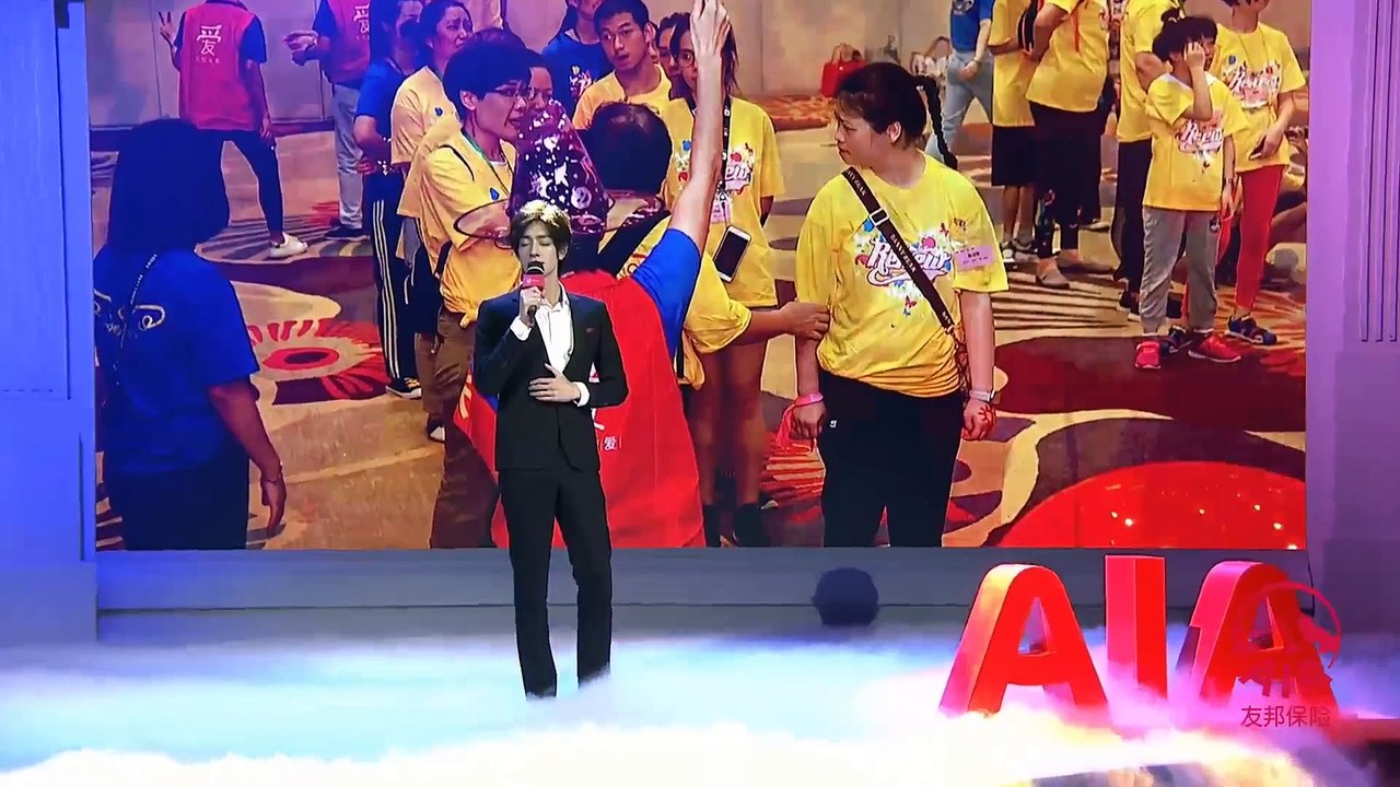 2020.10.18 AIA Carnival - 微光 (Gleam)