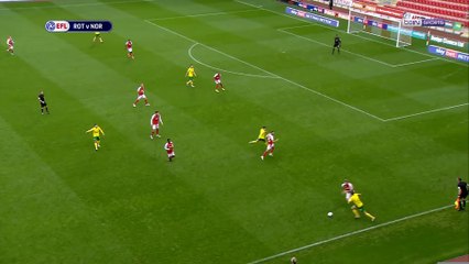 L'incroyable tacle de boucher signé Angus MacDonald !