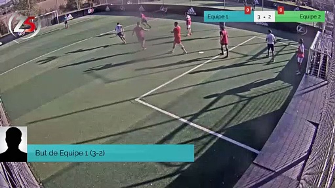 But de Equipe 1 (3-2)