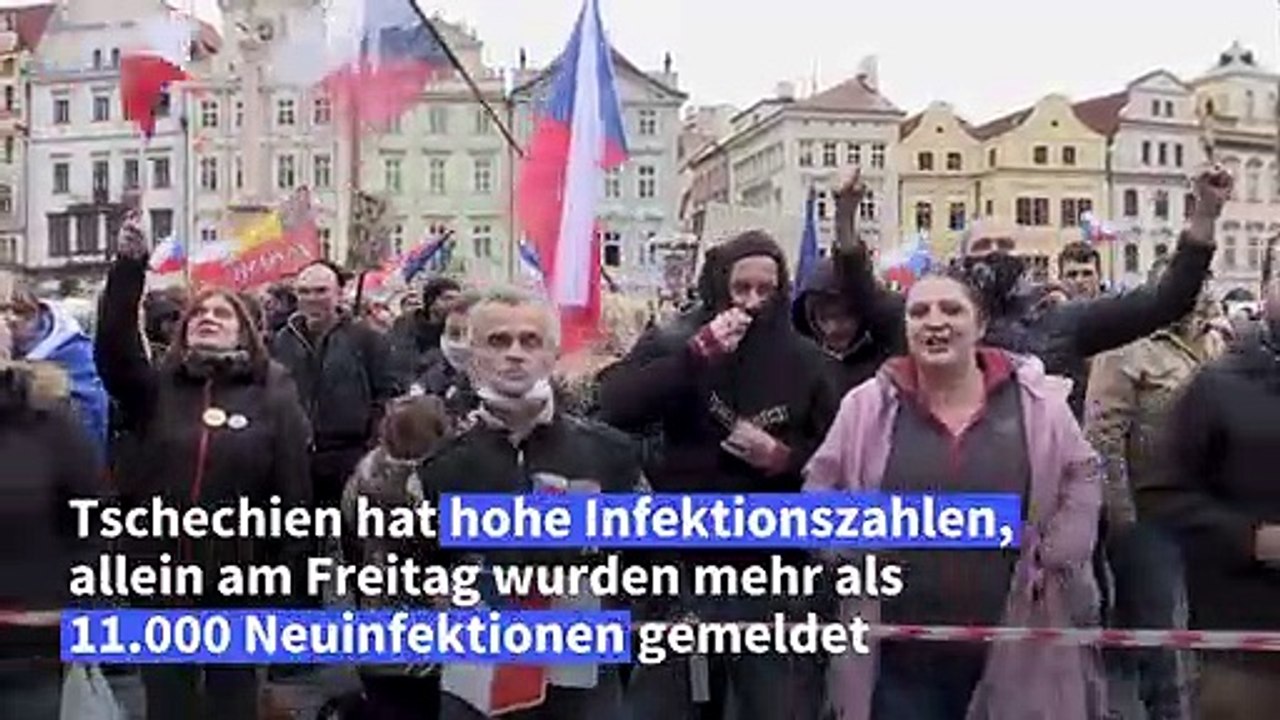 Tausende Tschechen protestieren gegen Corona-Beschränkungen