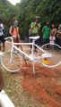 Rodas da Paz homenageiam ciclistas mortos em ruas do DF neste domingo (18/10)