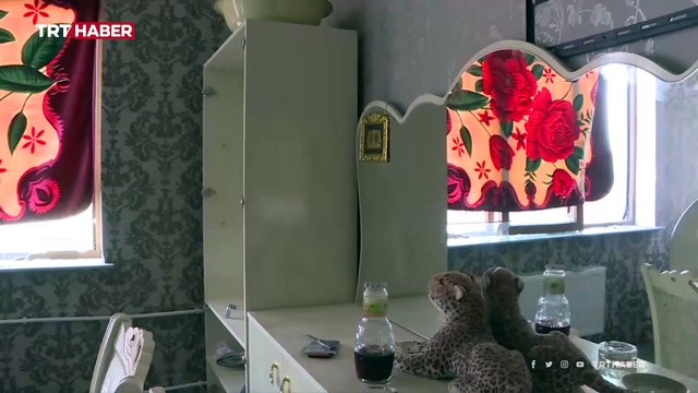 Terter'de harabeye dönen evleri TRT Haber görüntüledi