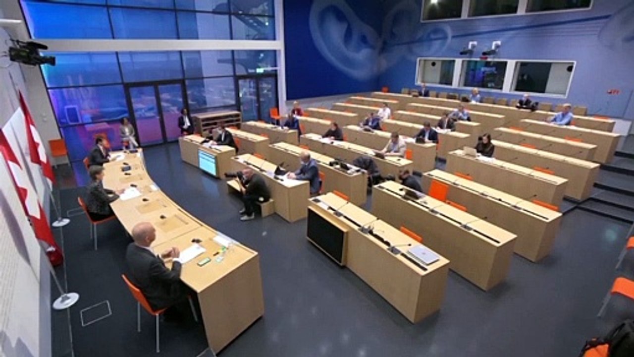 Jodeln und anstecken: Die Schweiz fährt den Pandemieschutz wieder hoch