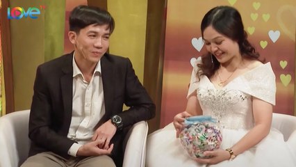 Đi xa 9 năm, chàng trai mỗi ngày tự viết và gấp cả ngàn hạc giấy để thủ thỉ với bạn gái nơi quê nhà