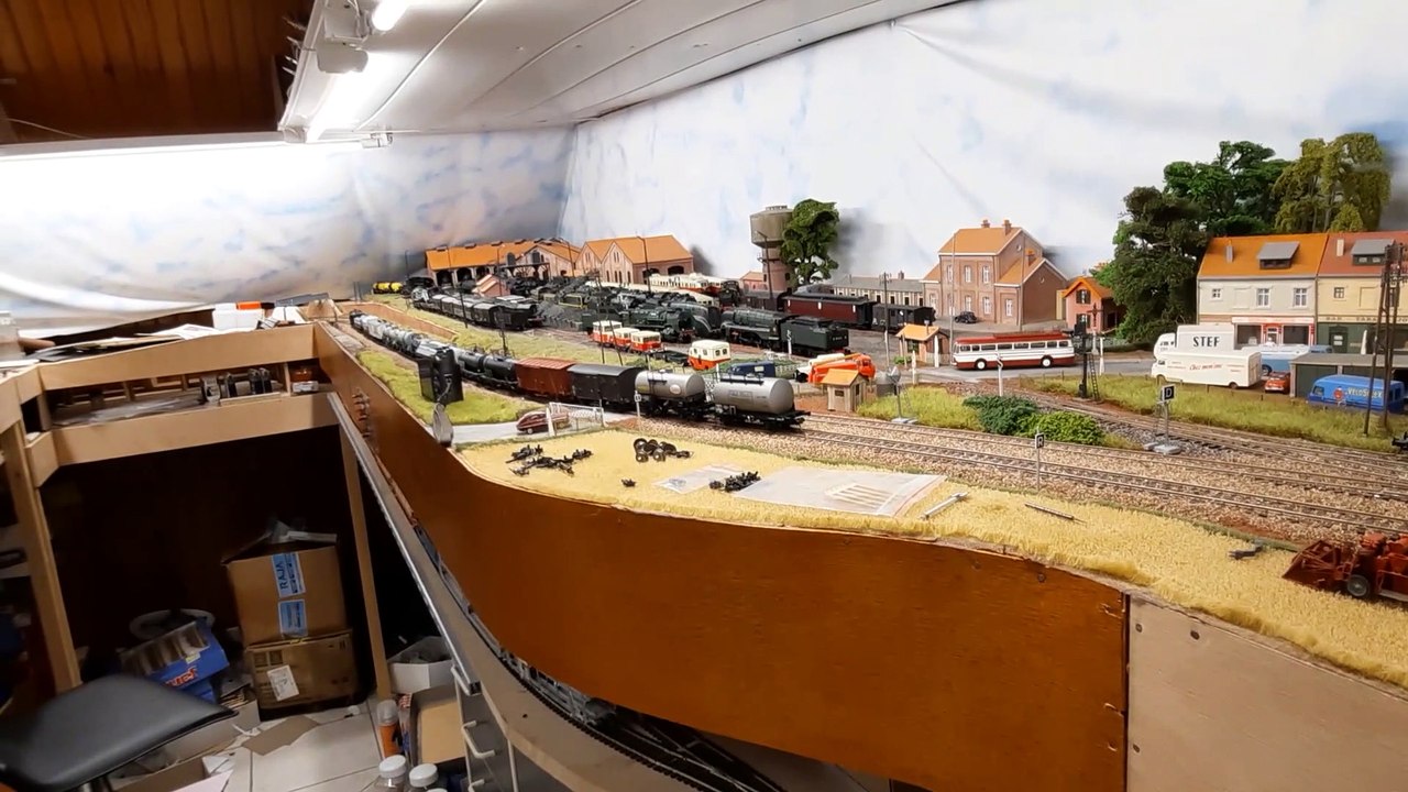 y9100modellocofrance