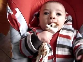 nathan à 3 mois et 3 semaines