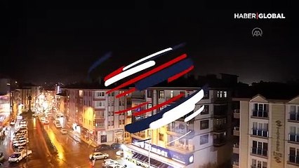 Camiye yıldırım düştü