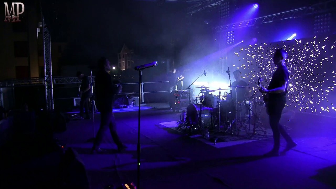 U2 Tribute, Velvet Dress - With Or Without You