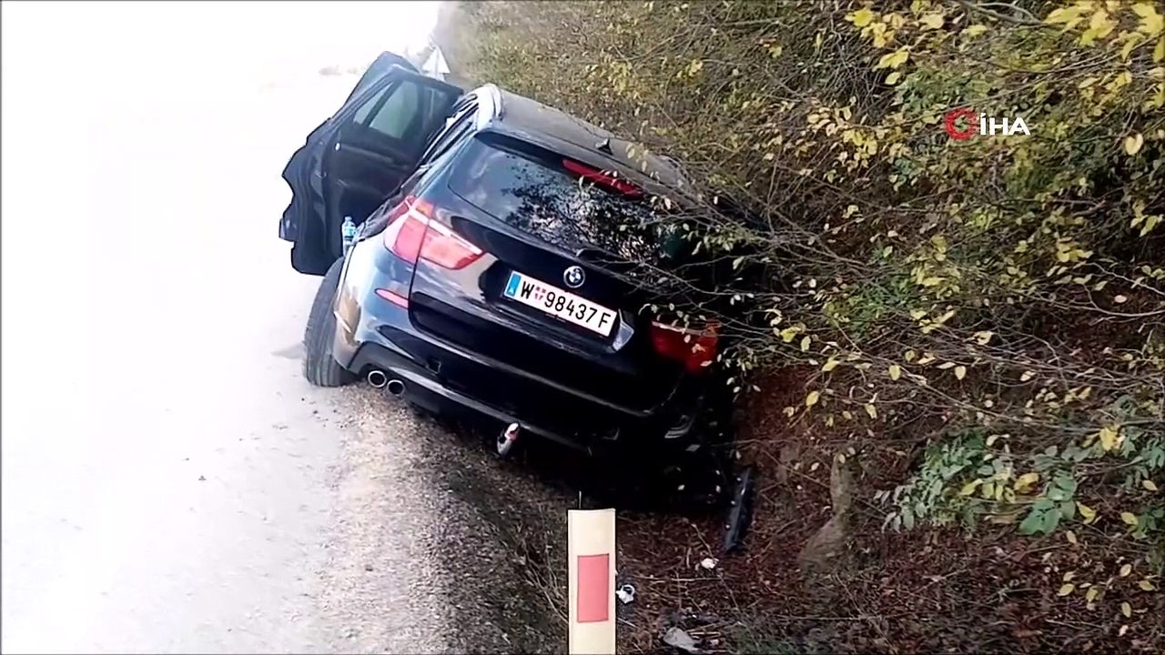 Virajı alamayan lüks araç şarampole uçtu: 2 yaralı