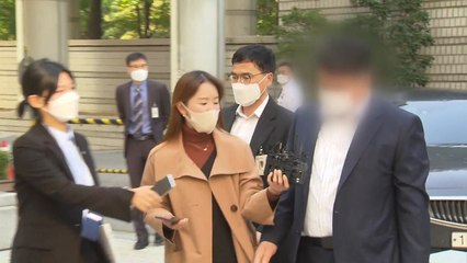 '옵티머스 사기 가담' 스킨앤스킨 회장 영장심사 불출석 / YTN
