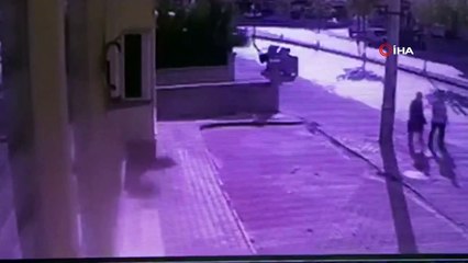 Baba ve oğlunun öldüğü feci kaza kamerada