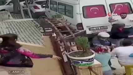 Avcılar’da komşular arasındaki baltalı kavgada yeni görüntüler ortaya çıktı