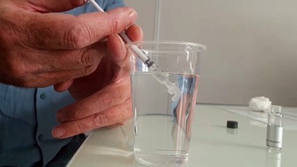 A Jacou, MedinCell teste un traitement préventif injectable contre le Covid-19