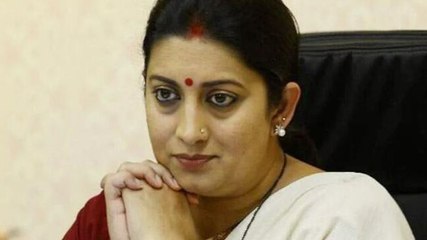 Smriti Irani lashes out at Gandhis, questions their silence on Kamal Nath's 'item' jibe