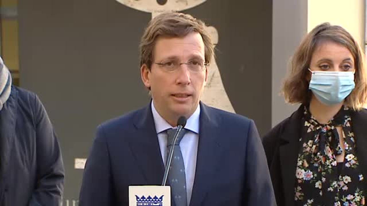 Almeida sobre la moción de censura de la ultraderecha: "Es un error a la mayor gloria de Abascal y Sánchez"