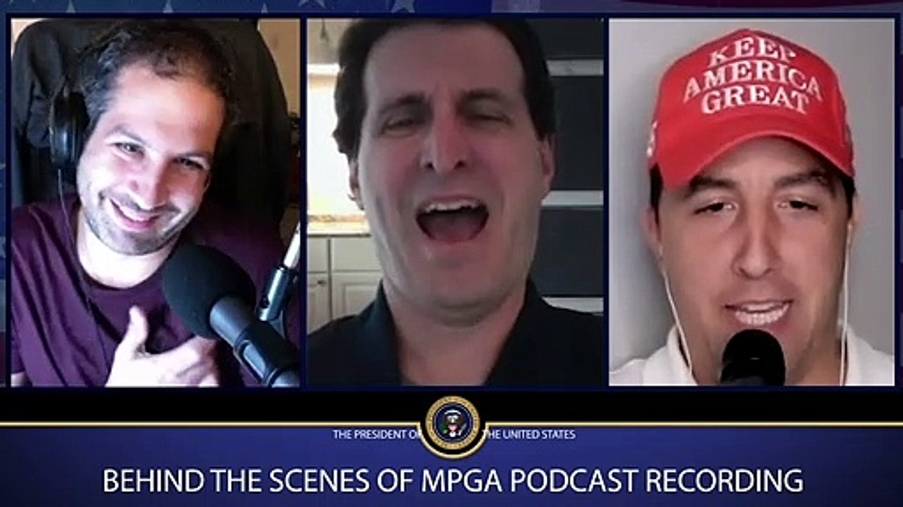 Donald Trump suggests CAPTAIN PHILLIPS changes to writer Billy Ray - MPGA Podcast
