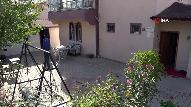 Hobi Amaçlı Başladığı Ahşap Oyma Sanatı Mesleği Oldu